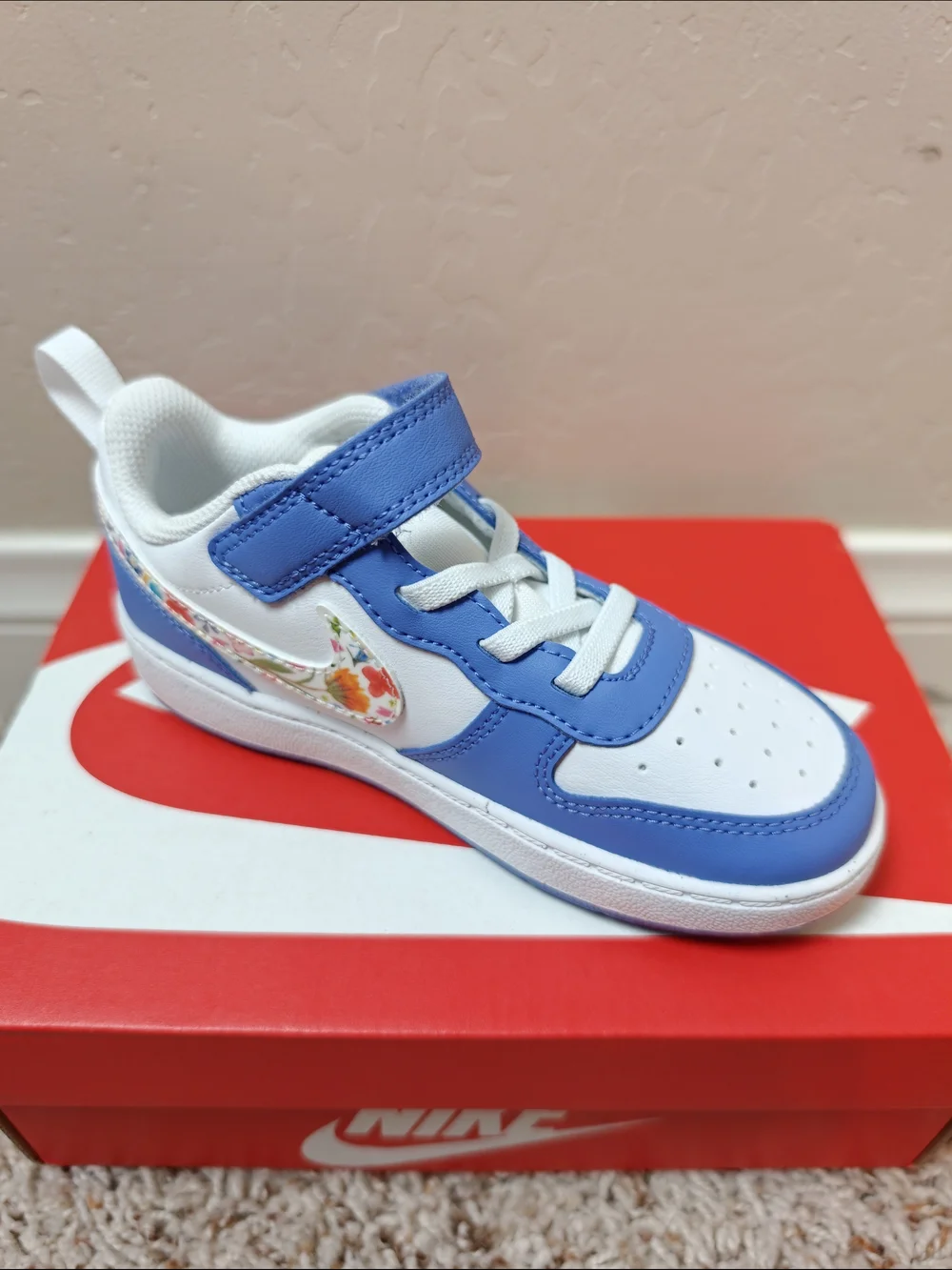 Nike White & Light Purple W/ Floral Swoosh Kids Sneakers Court Borough Low FL